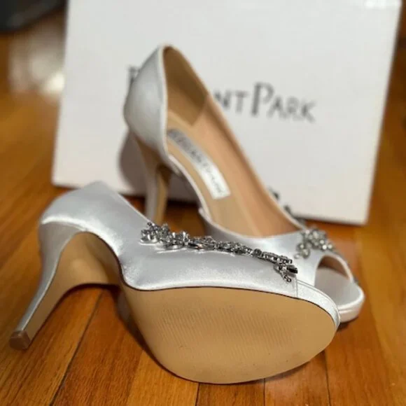 White Bridal Rhinestone Heels - Picture 4 of 4